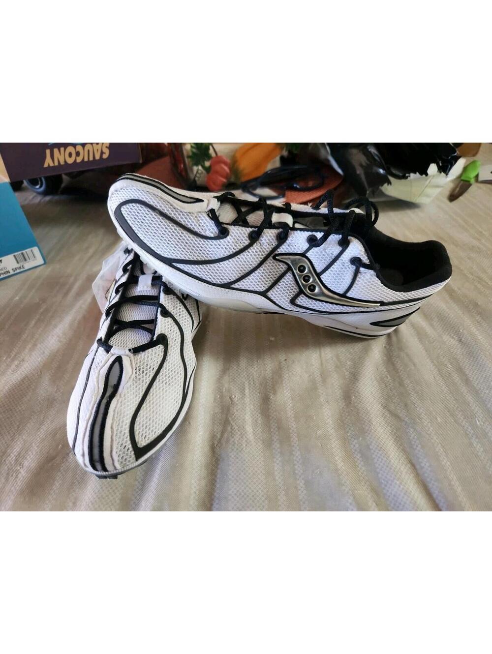 🔥Saucony Endorphin LD 2 Men’s White Black Gold Track Spikes Size 9.5🔥